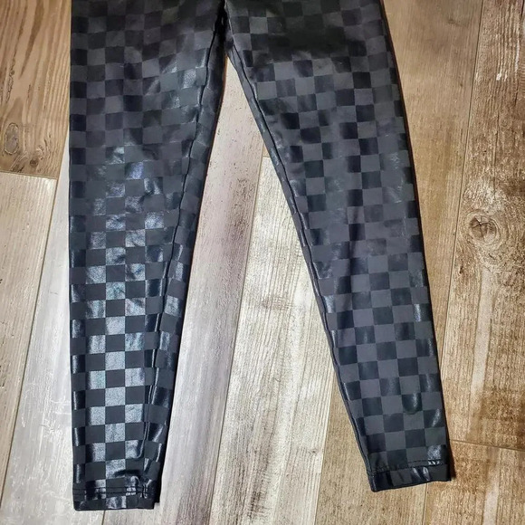 No Boundaries Black Checkered Stretchy Leggings Juniors Size Small 3-5 - Picture 6 of 12